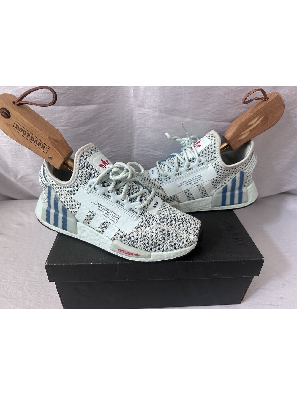 ADIDAS NMD_R1.V2 ATHLETIC SNEAKERS Unisex #FZ6234 Adult 7 Men’s Sky Blue